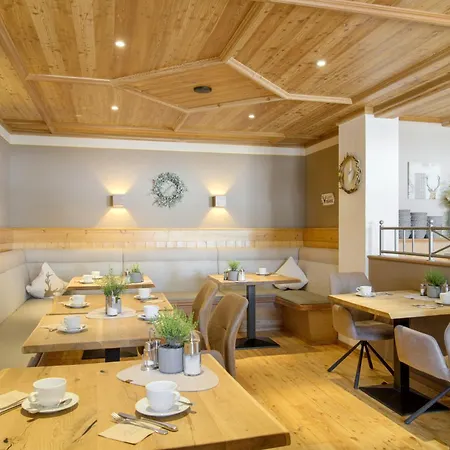 Augustin Hotel