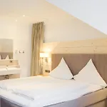 Augustin Otel