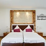 Augustin Otel 3*